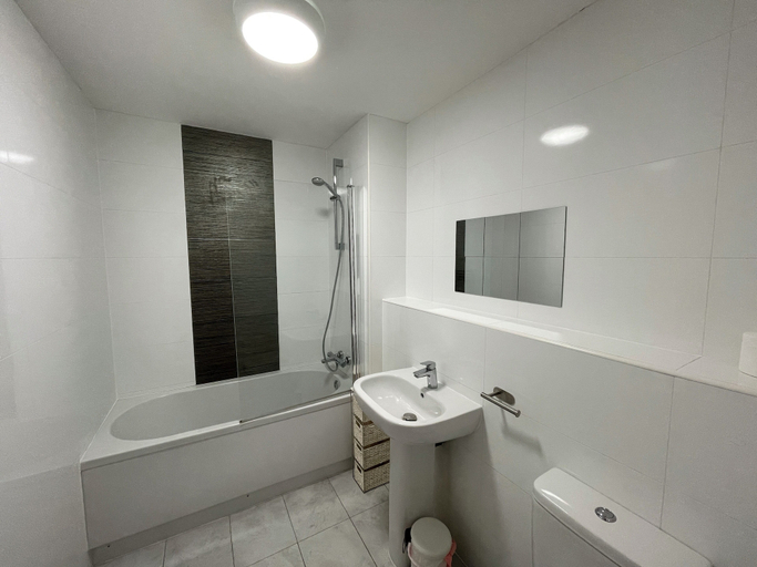 Bathroom, 2 Bed Urban Retreat in Sheffield, Sheffield