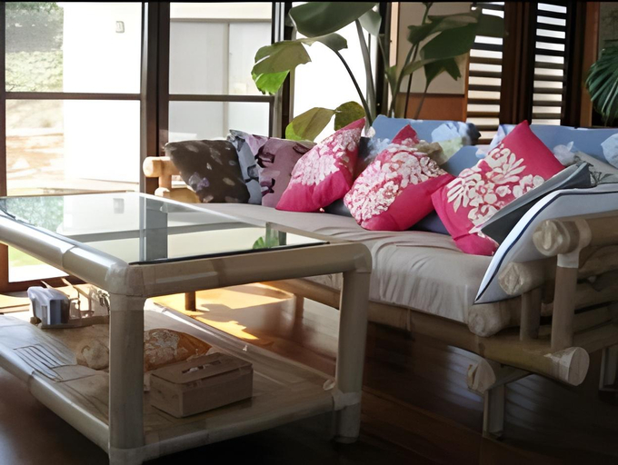 Public Area 2, Seaside Villa Urumanchu, Nakijin