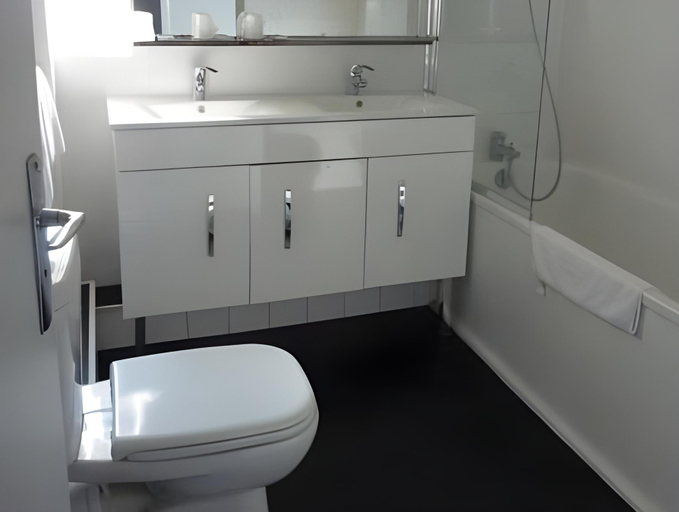 Bathroom 2, Hotel Villa Boeri, Alpes-Maritimes