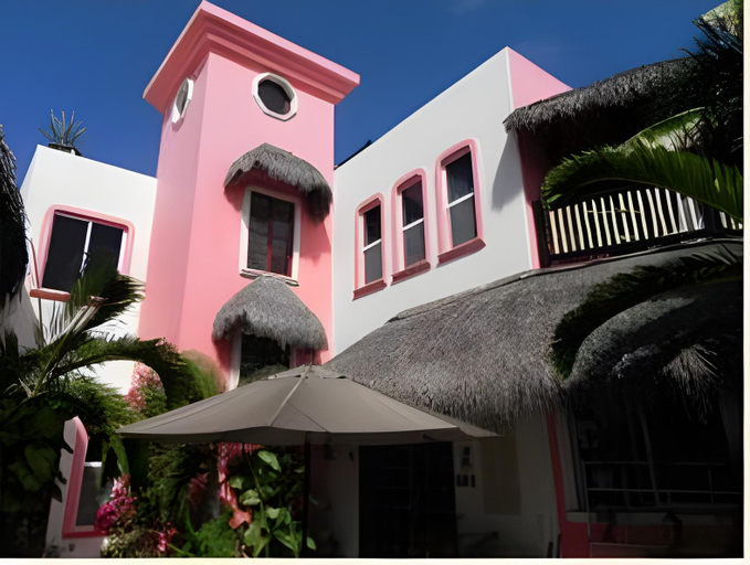 Others 4, Casa Gatos, Cozumel