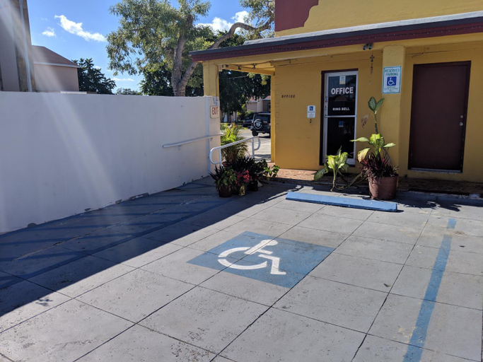 Others 5, Ramona Motel, Miami-Dade