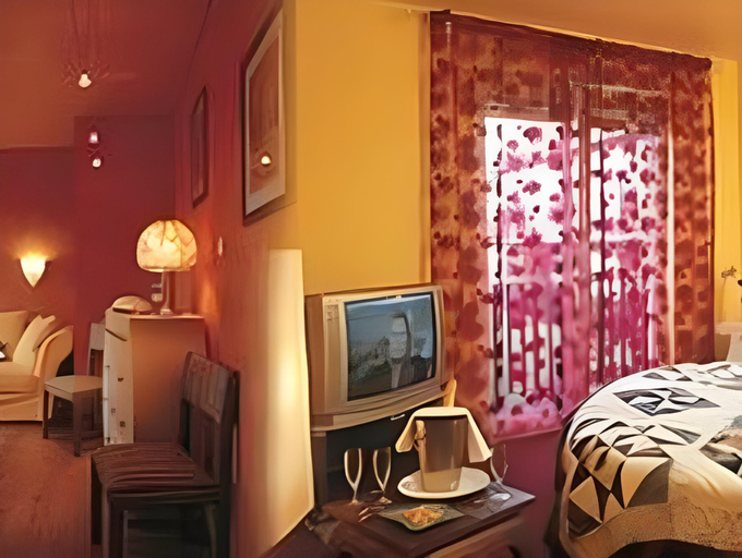Bedroom 1, Hotel Du Bollenberg, Haut-Rhin