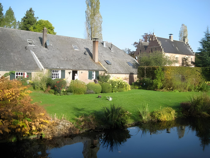 Others 5, Landgoedhoeve Vosbergen, Heerde