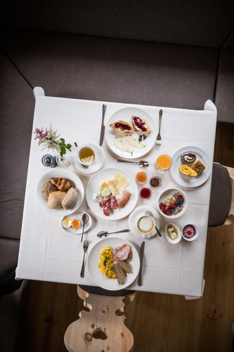 Food & Drinks 5, Tonzhaus Hotel, Bolzano
