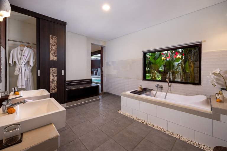 Bathroom 5