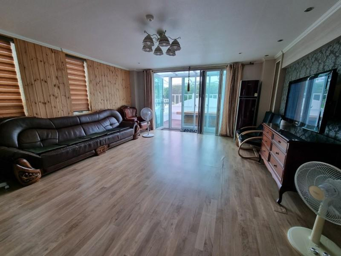 Others 3, Busan Elim Pension, Gijang