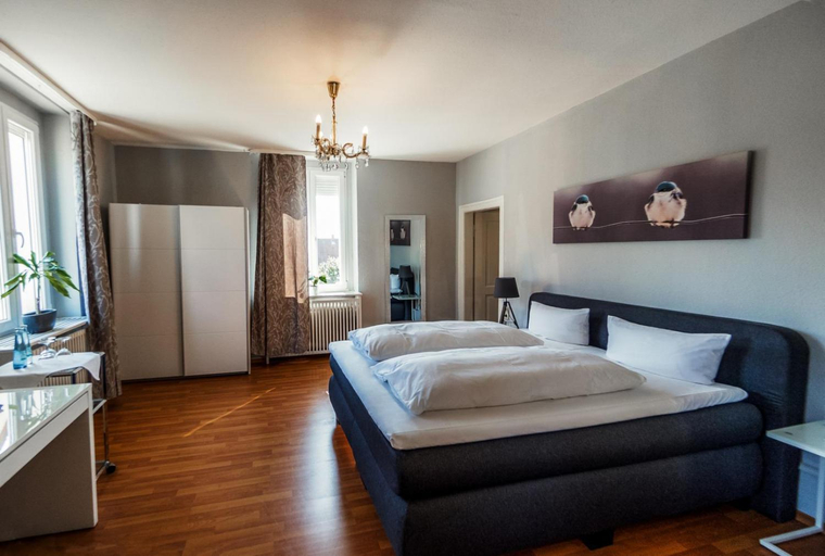 Bedroom 3, Hotel & Restaurant Tanne, Lörrach
