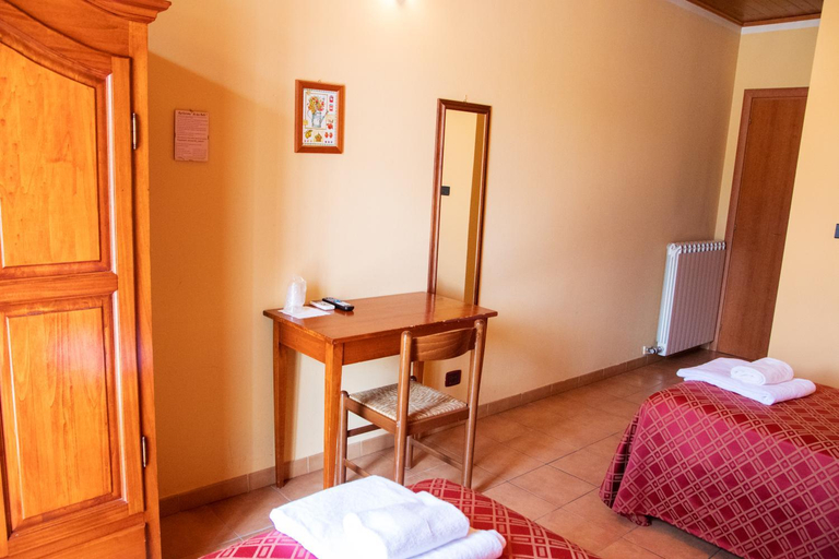 Bedroom 1, Agriturismo Ai Due Volti, Verona