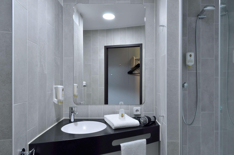 Bathroom, B&B HOTEL Wien-St-Marx, Wien