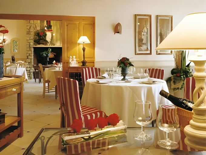 Food & Drinks 5, Pont du Chalon Hotel and Restaurant, Drôme