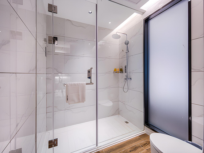 Bathroom 3, Borrman Hotel Chongzuo Guangxi Normal University for Nationalities, Chongzuo