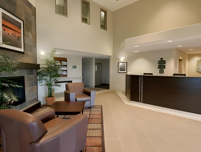 Public Area, Super 8 by Wyndham Windsor NS, Hants