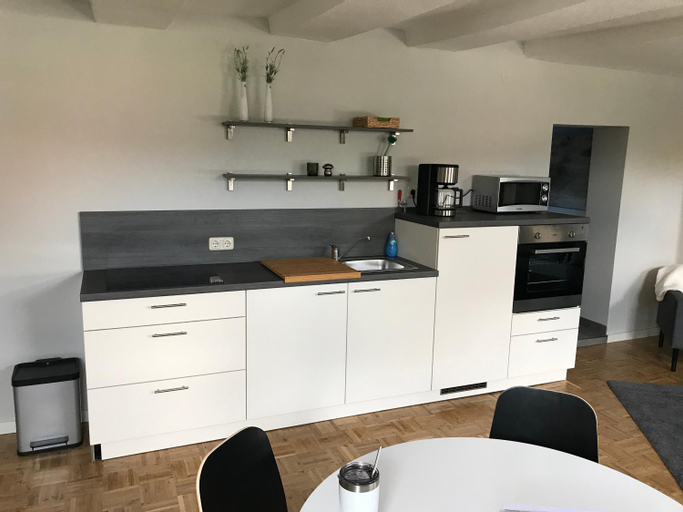 Dining Room 5, Fachwerk FeWo Schoningen, Northeim