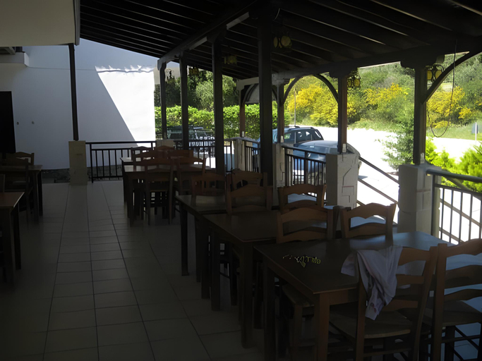 Food & Drinks, Petradaki Apartments, Central Macedonia
