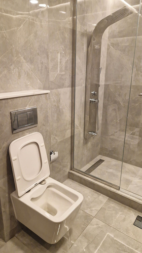 Bathroom 3, Nas Villa Luxury Hostels, Dubai