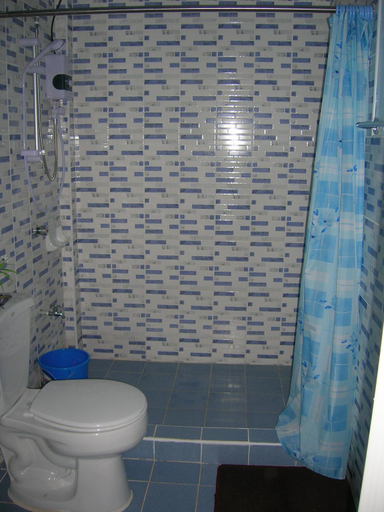 Bathroom 5, Darayonan Lodge, Coron