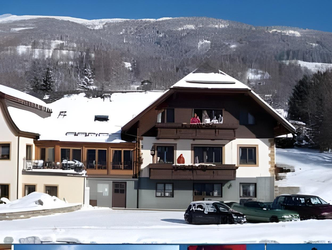 Others 4, Hotel Weissenstein, Tamsweg
