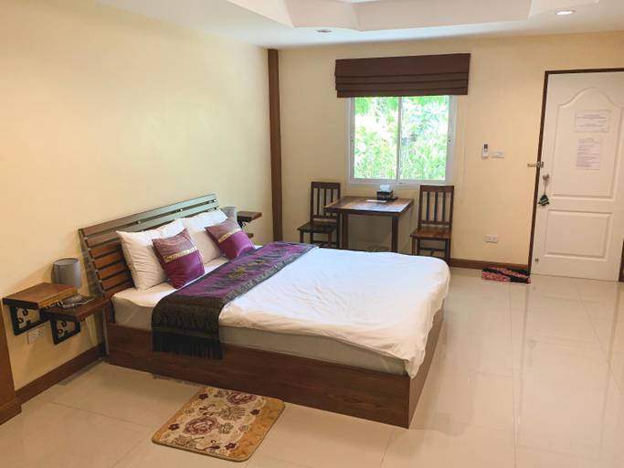 Bedroom 4, Baan Sooksiri Bangsaray, Sattahip