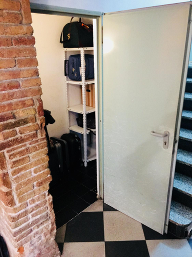 Others 3, Hostel New York, Barcelona