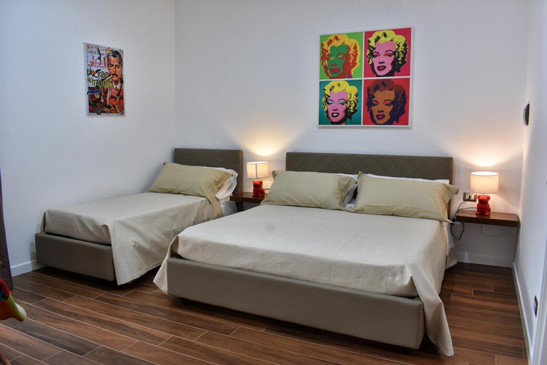 Others 5, b&b Donna Raffaela, Crotone