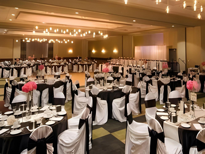 Food & Drinks 5, Viscount Gort Hotel, Banquet & Conference Centre, Division No. 11