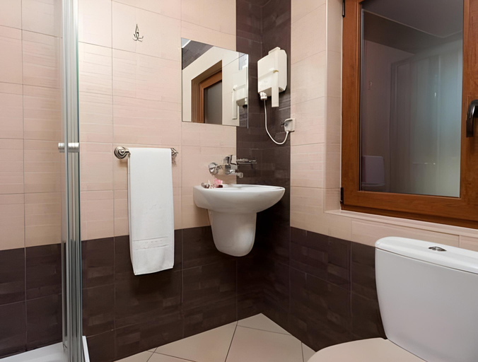 Bathroom 2, Paula Wellness & SPA, Gryfice