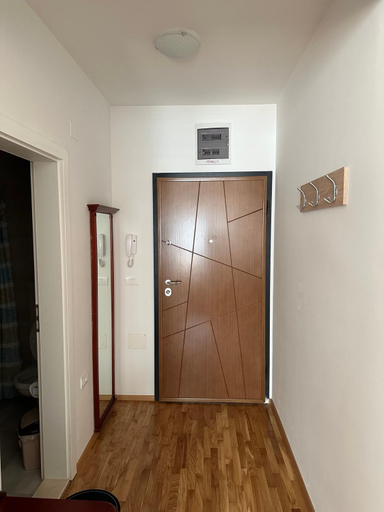 Others 1, Apartments Nora