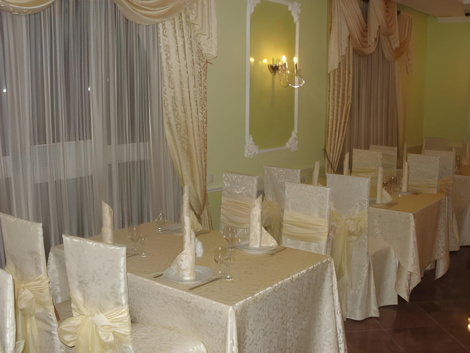 Food & Drinks 3, Grace Kiparis-NEW, Sochi gorsovet
