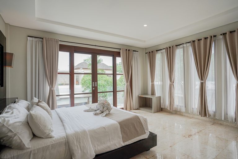 Bedroom 13