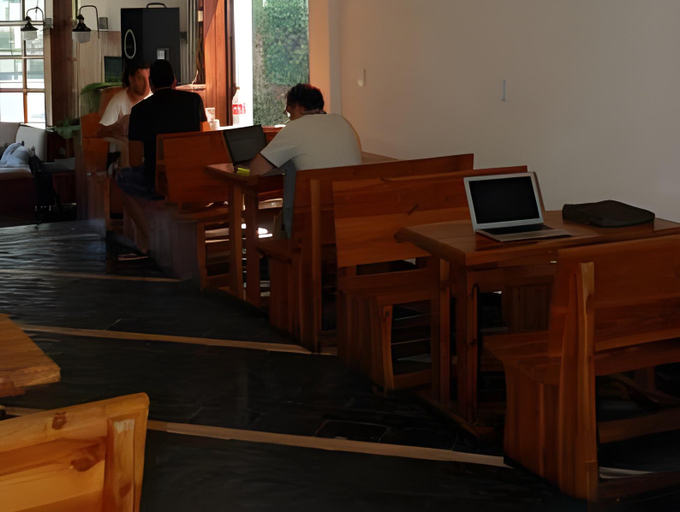 Public Area 2, Tierra Gaucha Hostel Boutique, Bariloche
