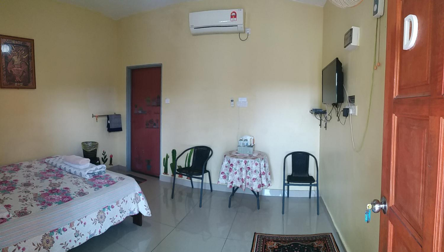 Bedroom 13