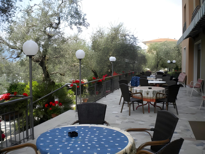 Others 5, Hotel Garden, Verona