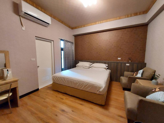 Bedroom 5, Otter Hotel, Kinmen