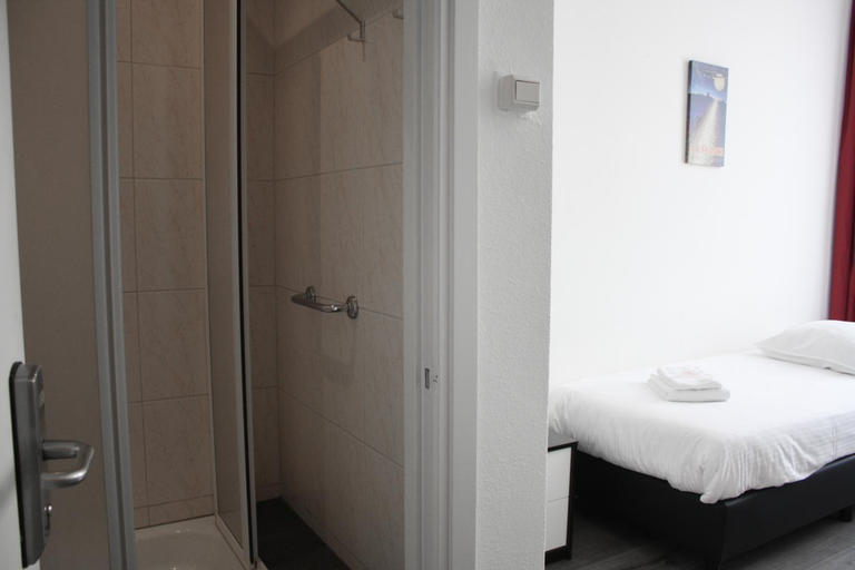 Bedroom 2, Hotel Benno, Eindhoven