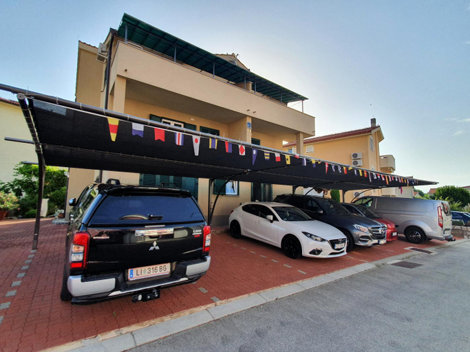 Others 3, Apartments Mirica, Baška