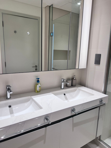 Bathroom 2, 2 Bedroom Flat Beachfront Palm Jumeirah, Dubai