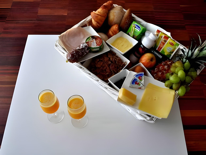 Food & Drinks 5, One2Seven, Lagoa
