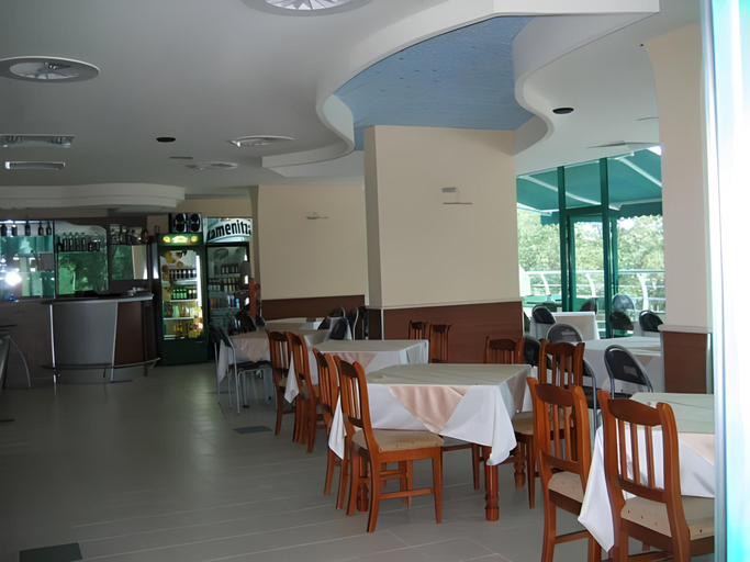 Food & Drinks 5, Hotel Silver - All Inclusive, Free parking, Varna