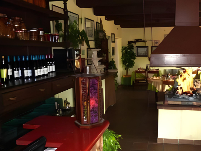 Food & Drinks 3, Acropole Asco, Haute-Corse
