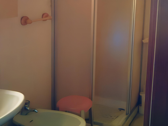 Bathroom, Hotel Vittoria - APPARTAMENTI, Varese