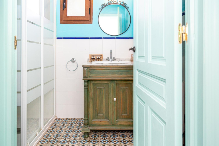 Bathroom 2, Casa rural "Cuenta la Leyenda...", Zaragoza