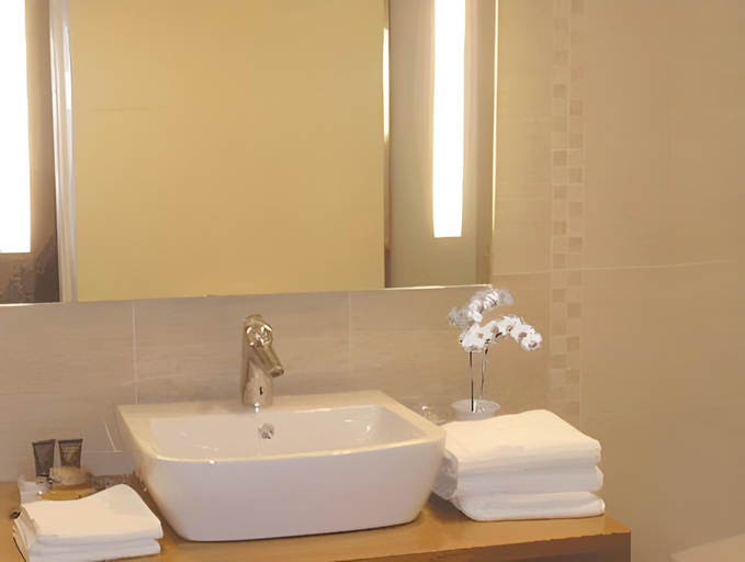 Bathroom 4, Sikyon Coast Hotel And Resort, Peloponnese