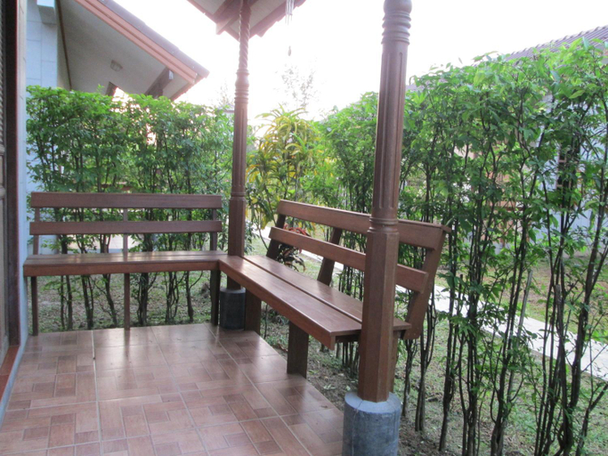 Others 5, Asiana House, Takua Pa