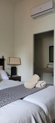 Bedroom 2, Palacio de los Angulo casa historica en el centro de Cordoba, Córdoba