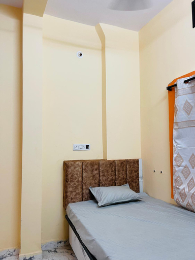 Bedroom 4, Advik palace, Ujjain