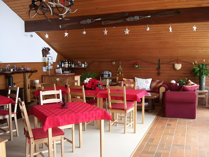 Food & Drinks, Haus Tapestry, Villach Land