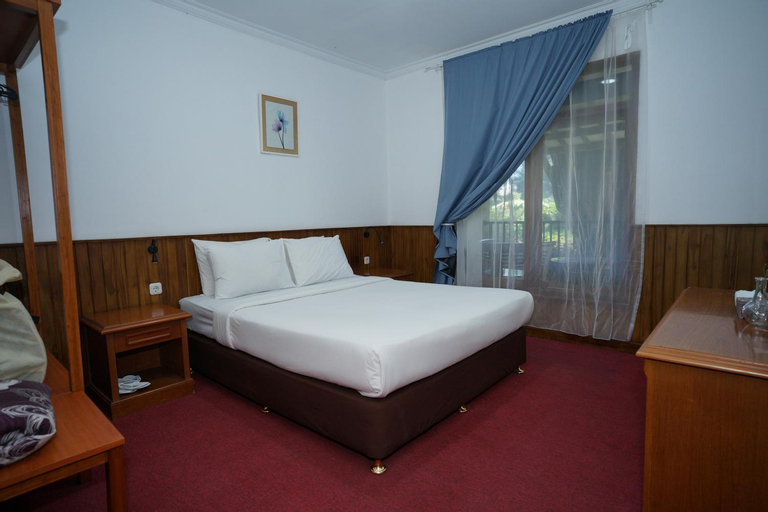 Bedroom 13