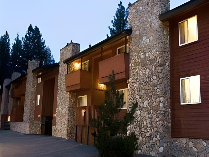 Exterior & Views 2, 3 Peaks Resort & Beach Club, El Dorado