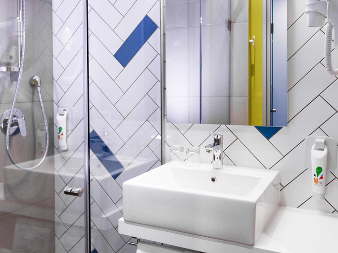 Bathroom 4, ibis Styles Lviv Center, L'vivs'ka
