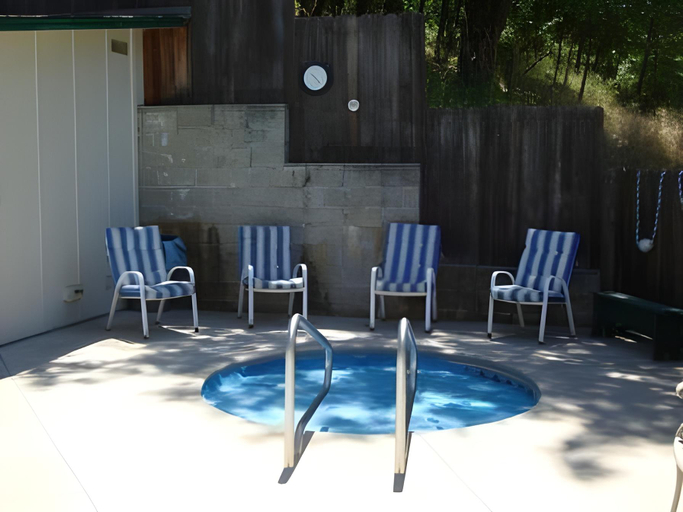 Others 5, El Dorado Motel, Tuolumne